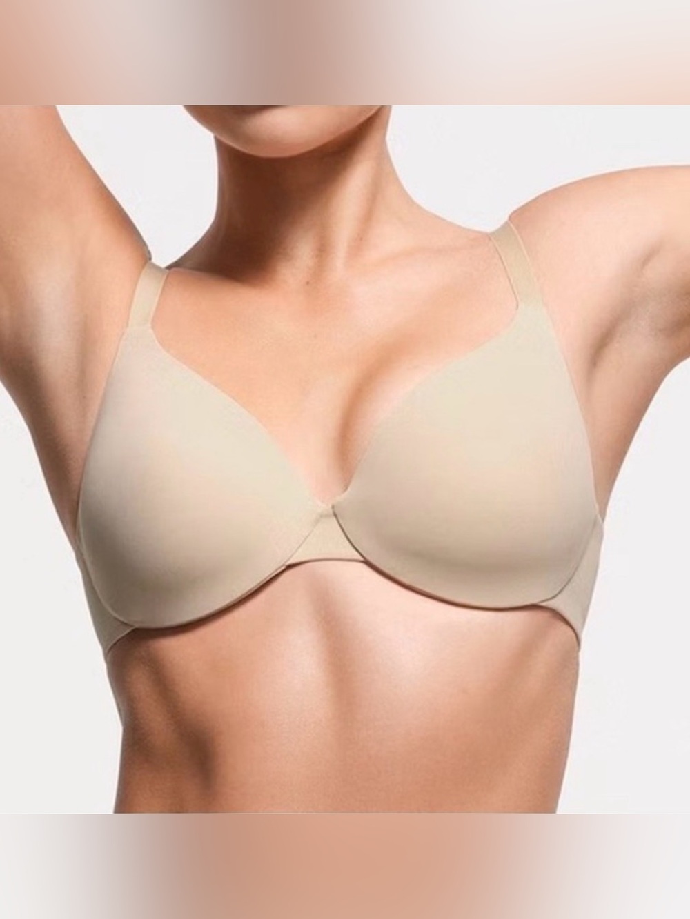 SKIMS Smoothing Intimates Full Coverage Lightly Lined Bra in Sand, 44C